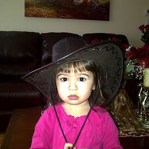 Meet your Posher, Meeya